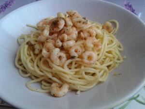 Špagety aglio e olio s krevetami