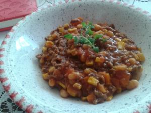 Chilli con carne s kukuřicí