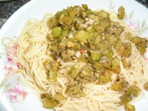 Cuketové aglio olio